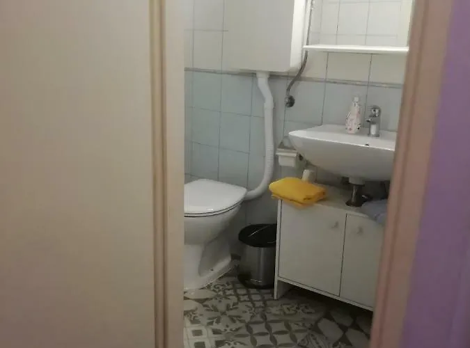 Tusculum Опатия